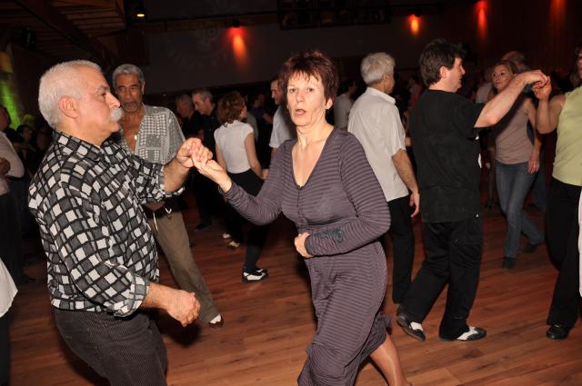 min 2010 03 28 station danse 244